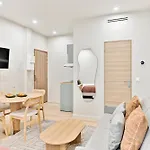 Апартаменты Air-conditioned & Comfortable In 17 Париж