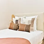 Air-conditioned & Comfortable In 17 Paris