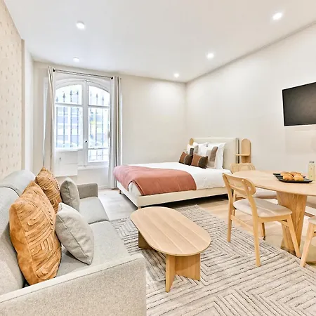 Air-conditioned & Comfortable In 17