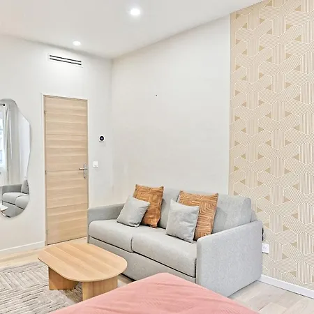 Värdshus Air-conditioned & Comfortable In 17 Paris