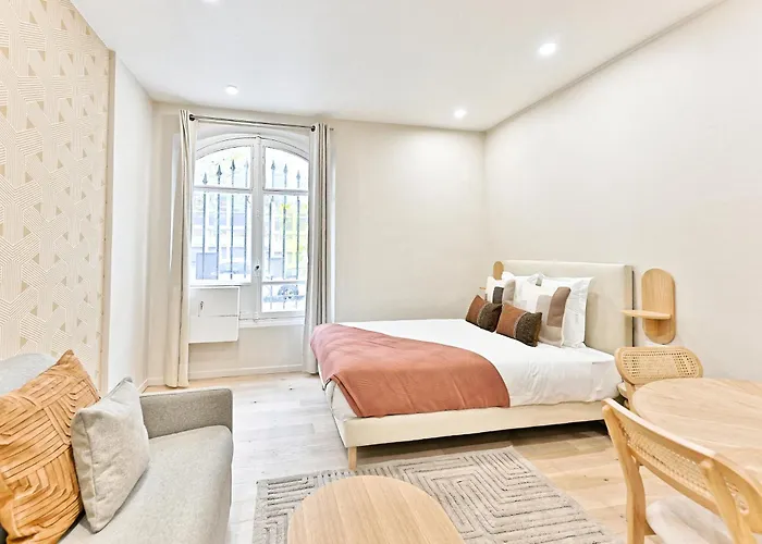 Apartamento Air-conditioned & Comfortable In 17