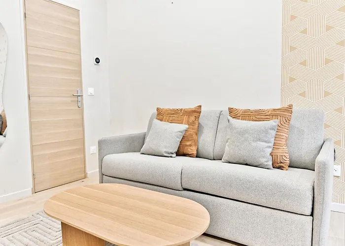Air-conditioned & Comfortable In 17 Appartement