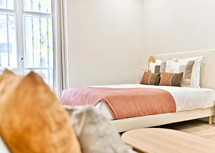 Air-conditioned & Comfortable In 17 Appartement