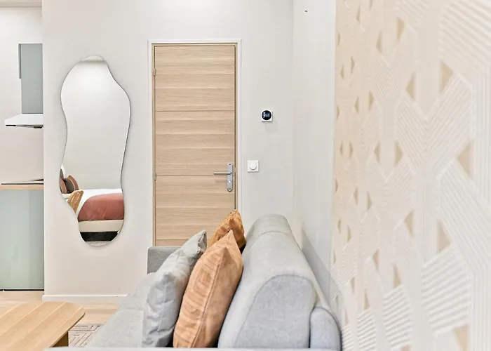 Air-conditioned & Comfortable In 17